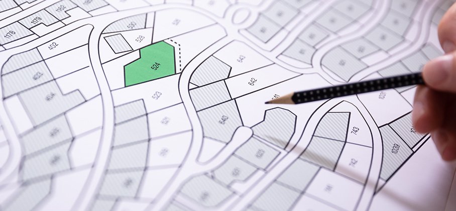 Planning map with a parcel highlighted in green