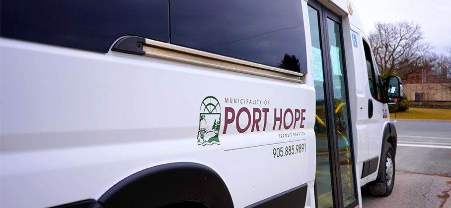 Side of the Port Hope transit bus