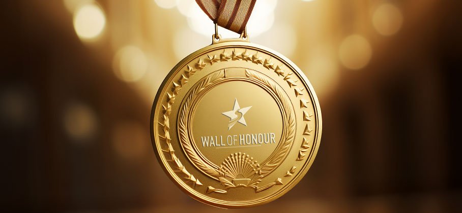 Gold medal with Wall of Honour logo